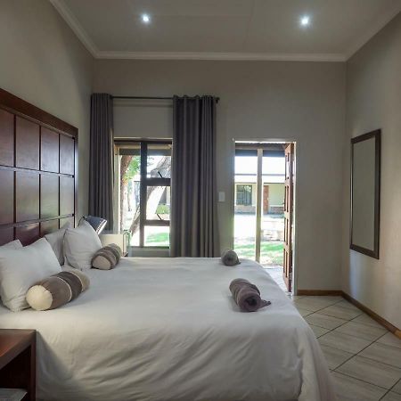 Hotel @ Секунда Экстерьер фото